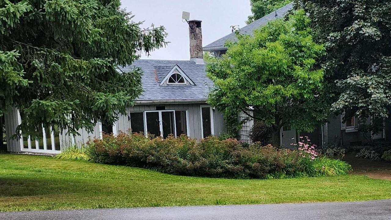 Photo of Outdoor in Erin