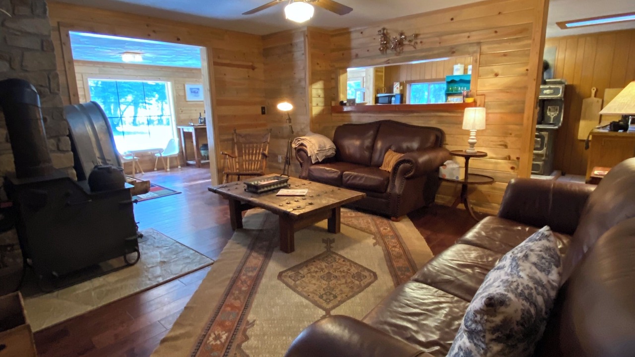 Photo of Livingroom in Gibbonsville