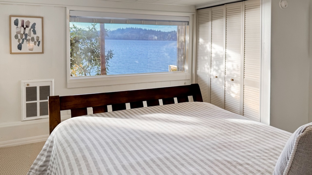 Photo of Bedroom in South Colby