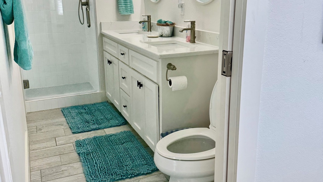 Photo of Bathroom in Flour Bluff