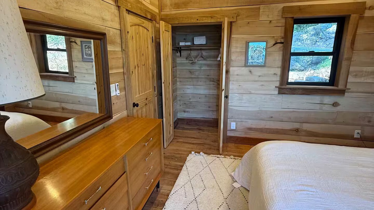 Photo of Bedroom in Mountain Creek
