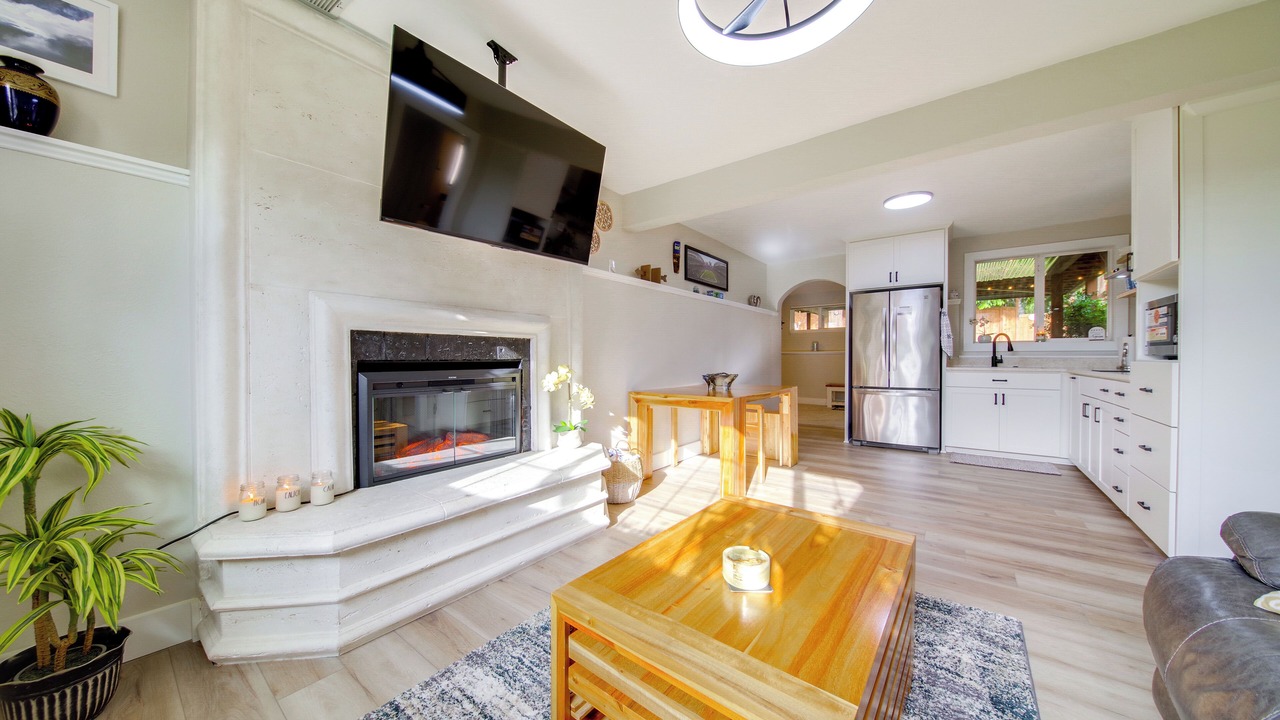 Photo of Others in Silver Lake