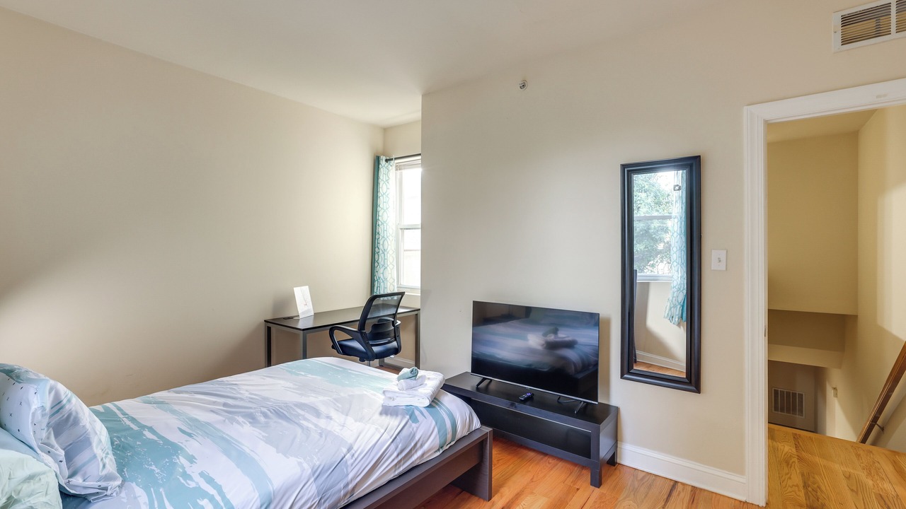 Photo of Bedroom in North Philadelphia West