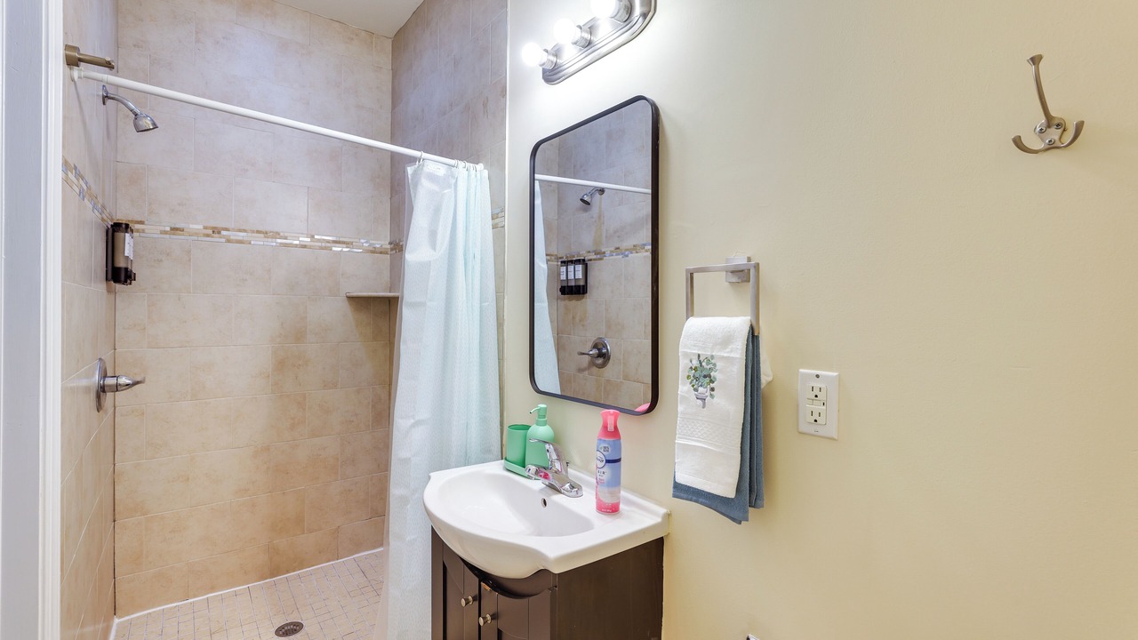 Photo of Bathroom in North Philadelphia West