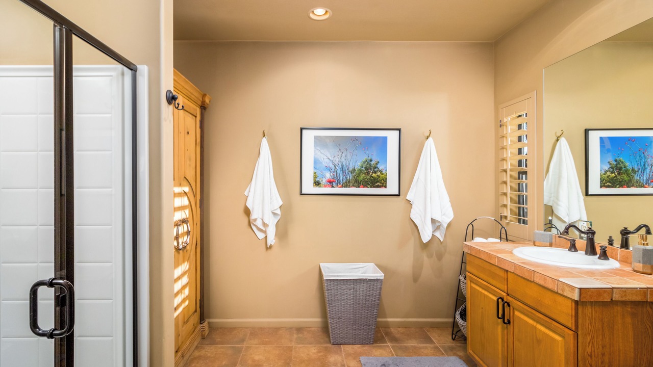 Photo of Bathroom in Pinnacle Peak