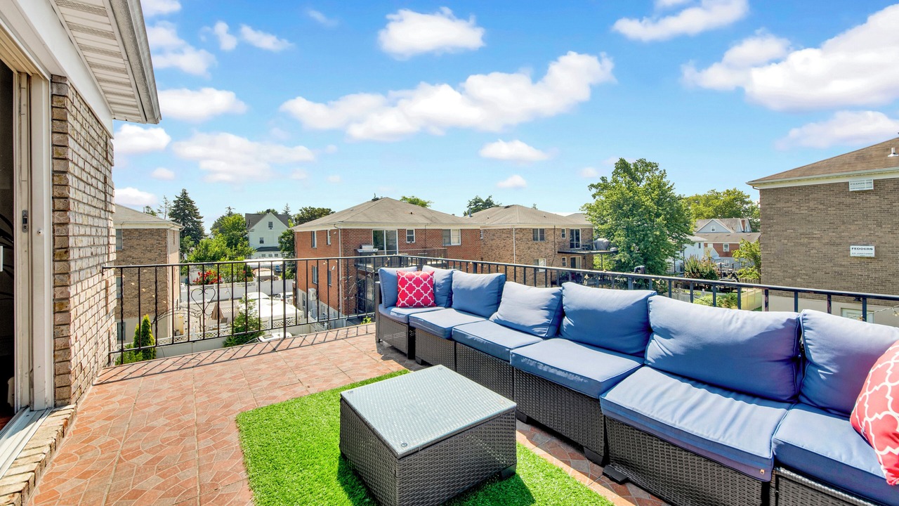 Photo of Patio Balcony in Southeast Yonkers