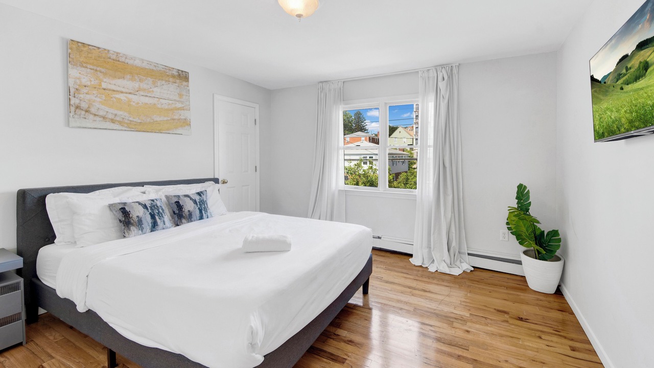 Photo of Bedroom in Southeast Yonkers