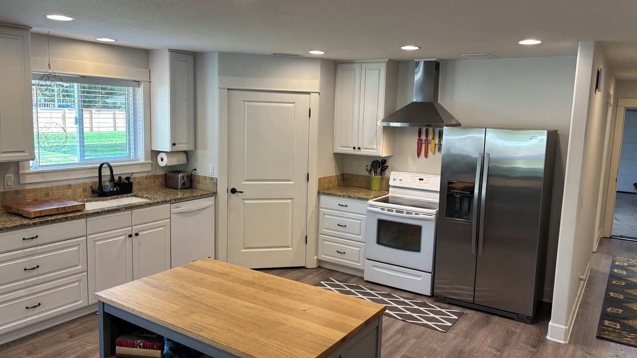 Photo of Kitchen in Meadow Glade