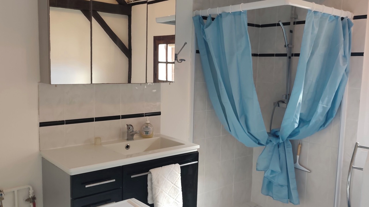 Photo of Bathroom in Saint-Viatre