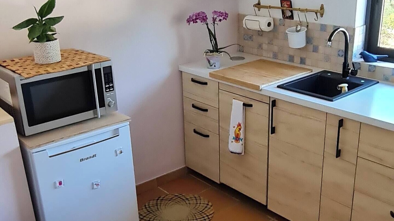 Photo of Kitchen in Saint-Martin-de-Londres