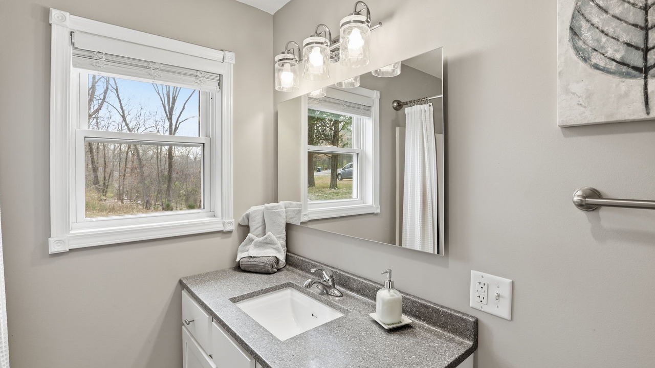 Photo of Bathroom in Herod