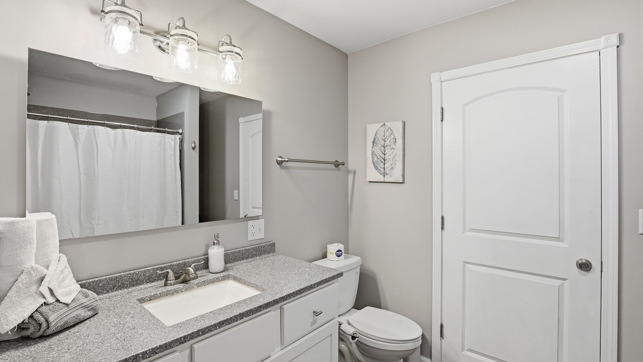 Photo of Bathroom in Herod