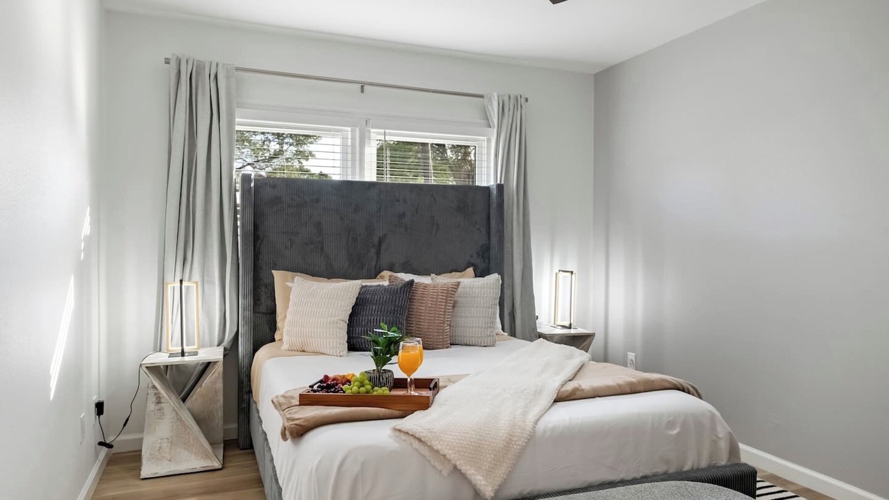 Photo of Bedroom in Bay Crest Park
