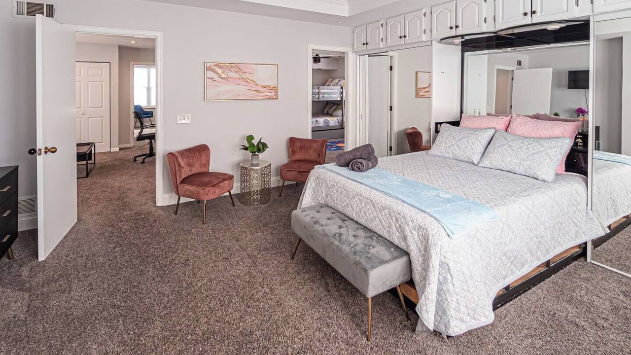 Photo of Bedroom in Evansville