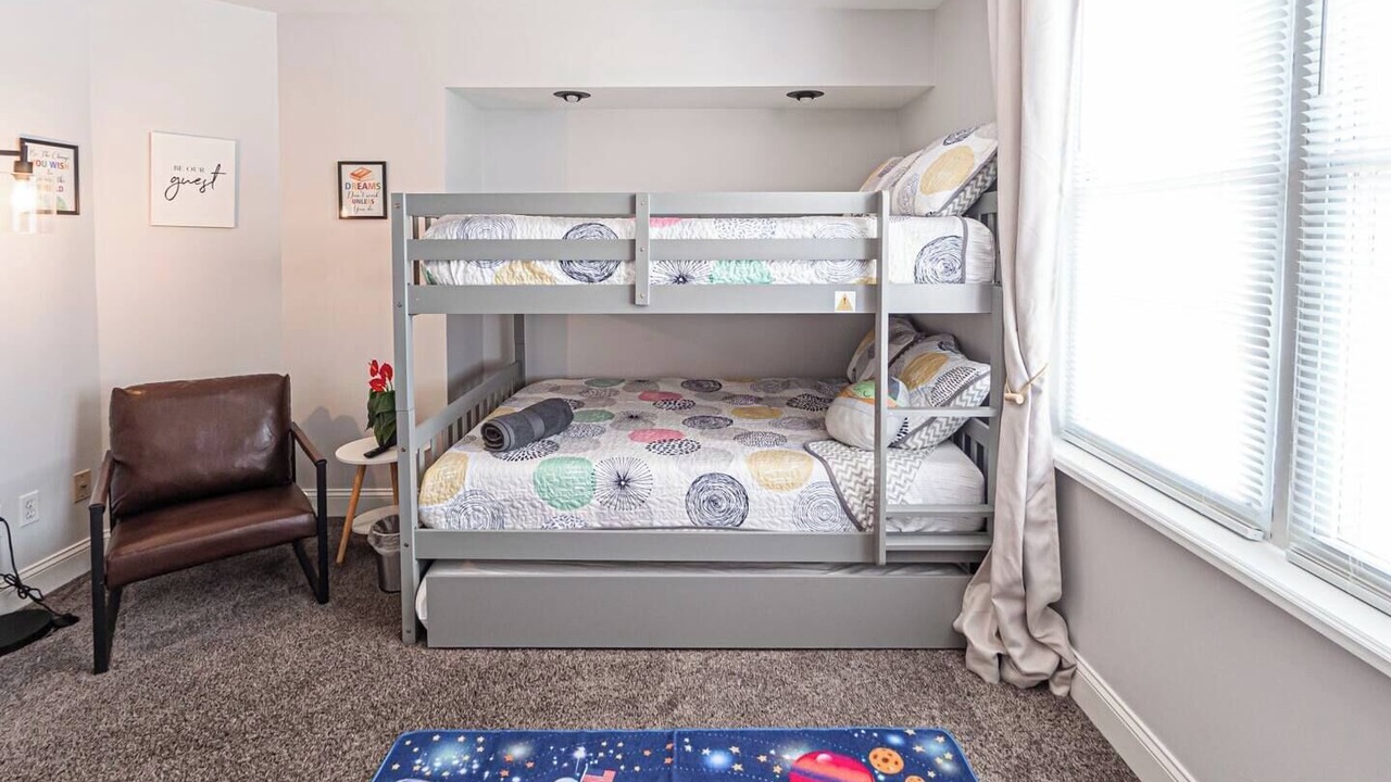 Photo of Bedroom in Evansville