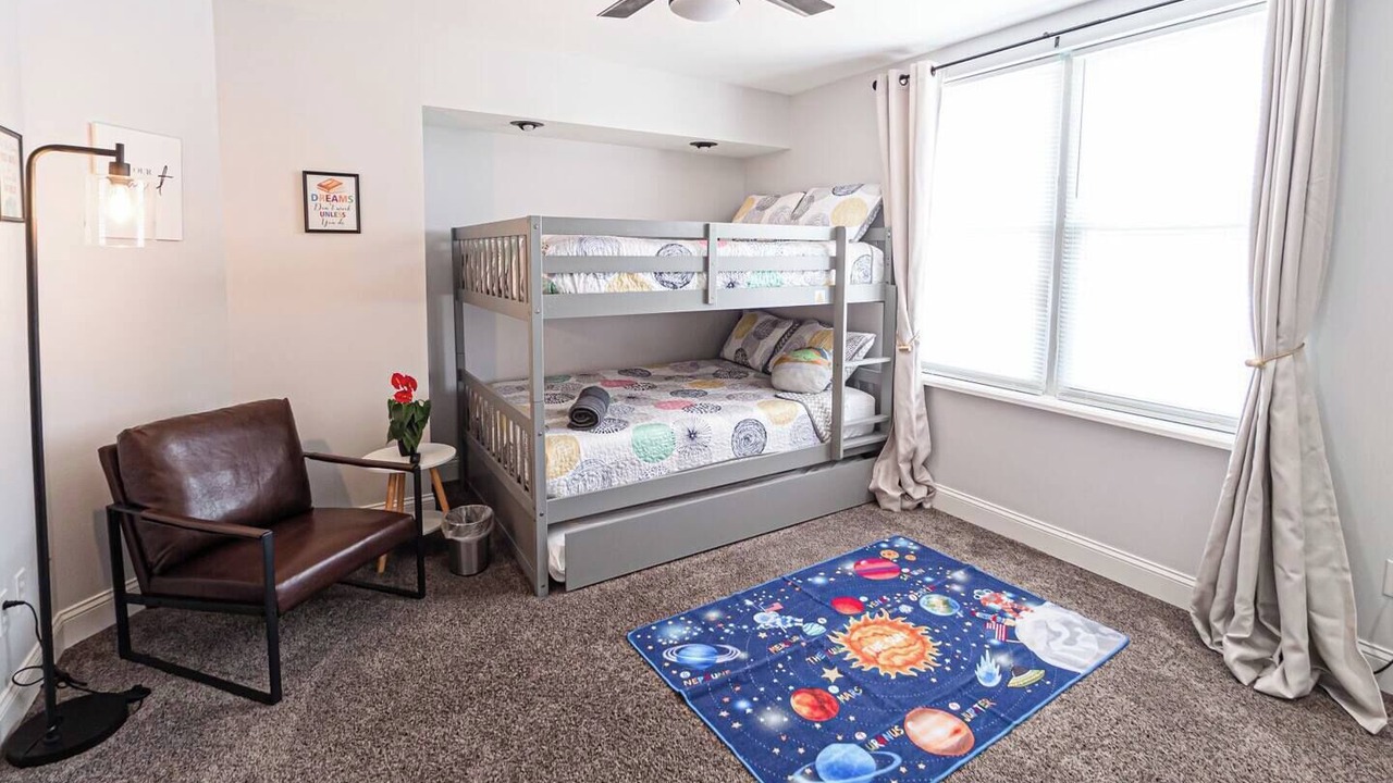 Photo of Bedroom in Evansville