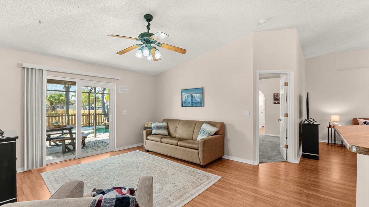 Photo of Bedroom in Tropic