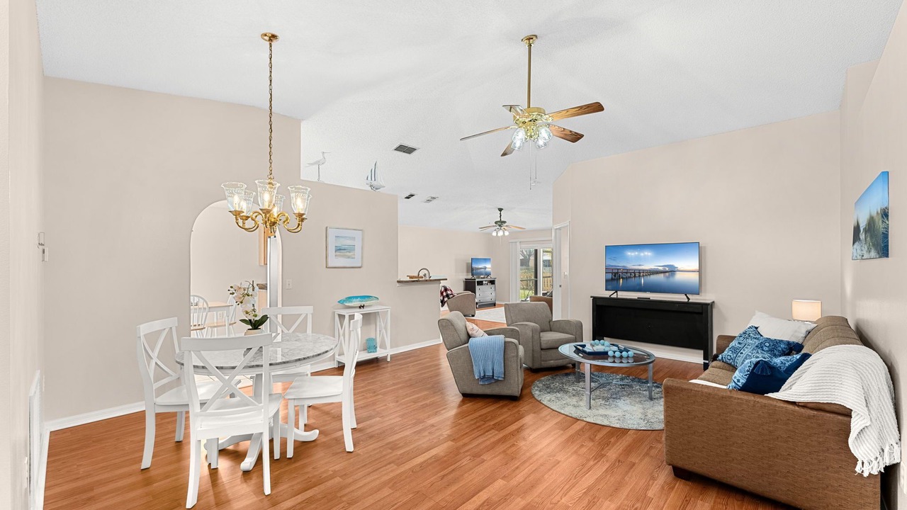 Photo of Bedroom in Tropic