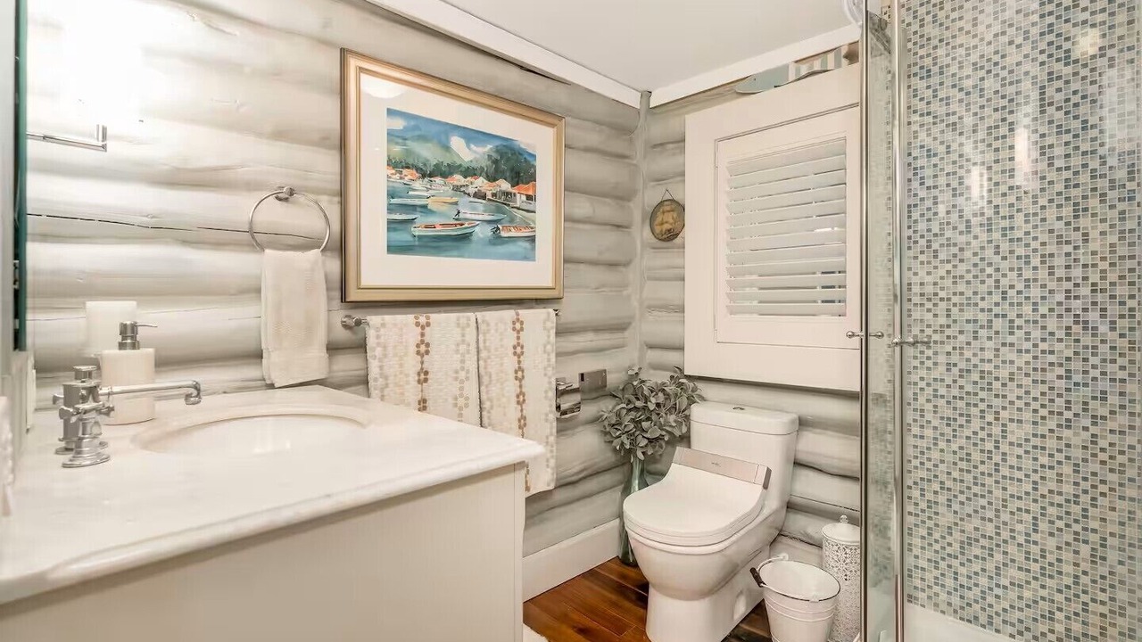 Photo of Bathroom in Ramara