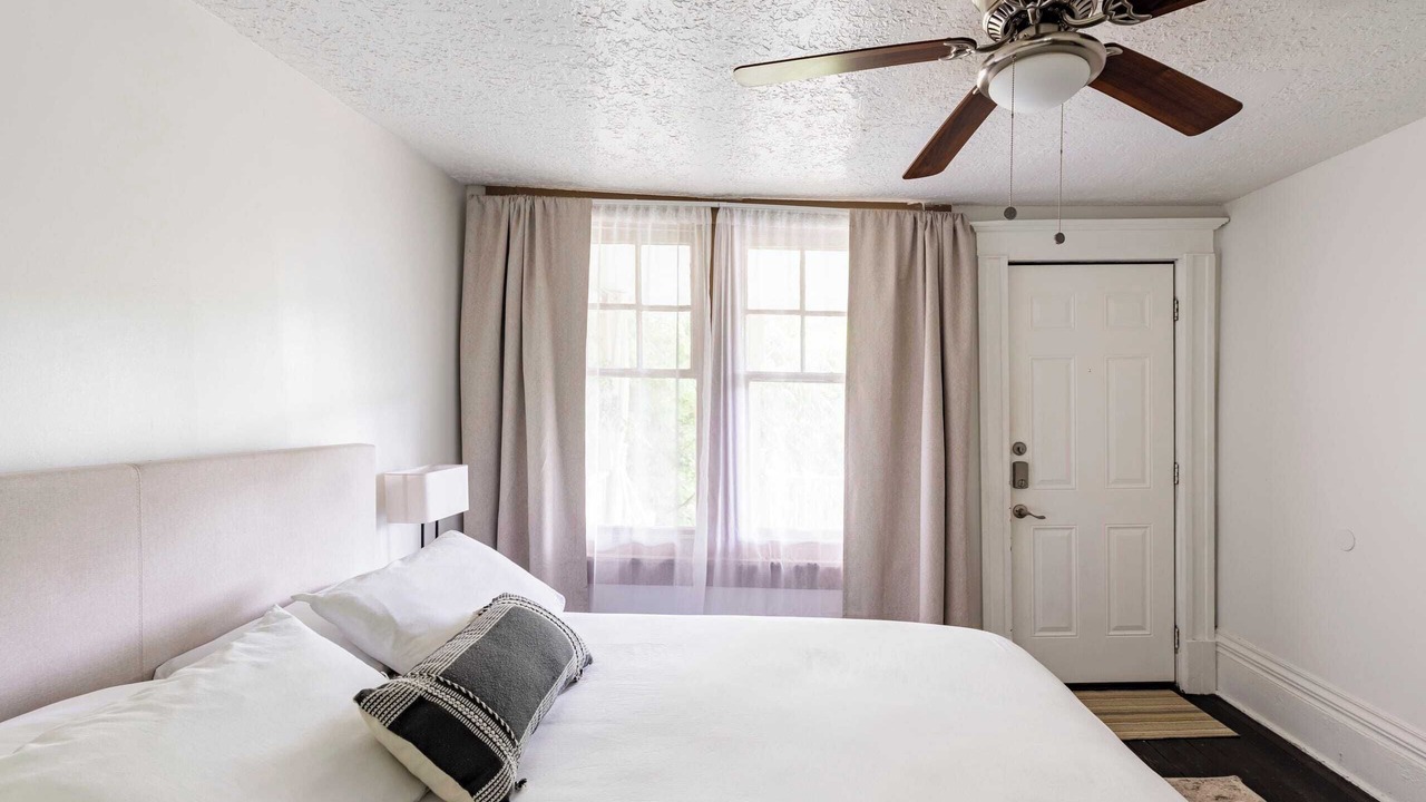 Photo of Bedroom in Old East Dallas
