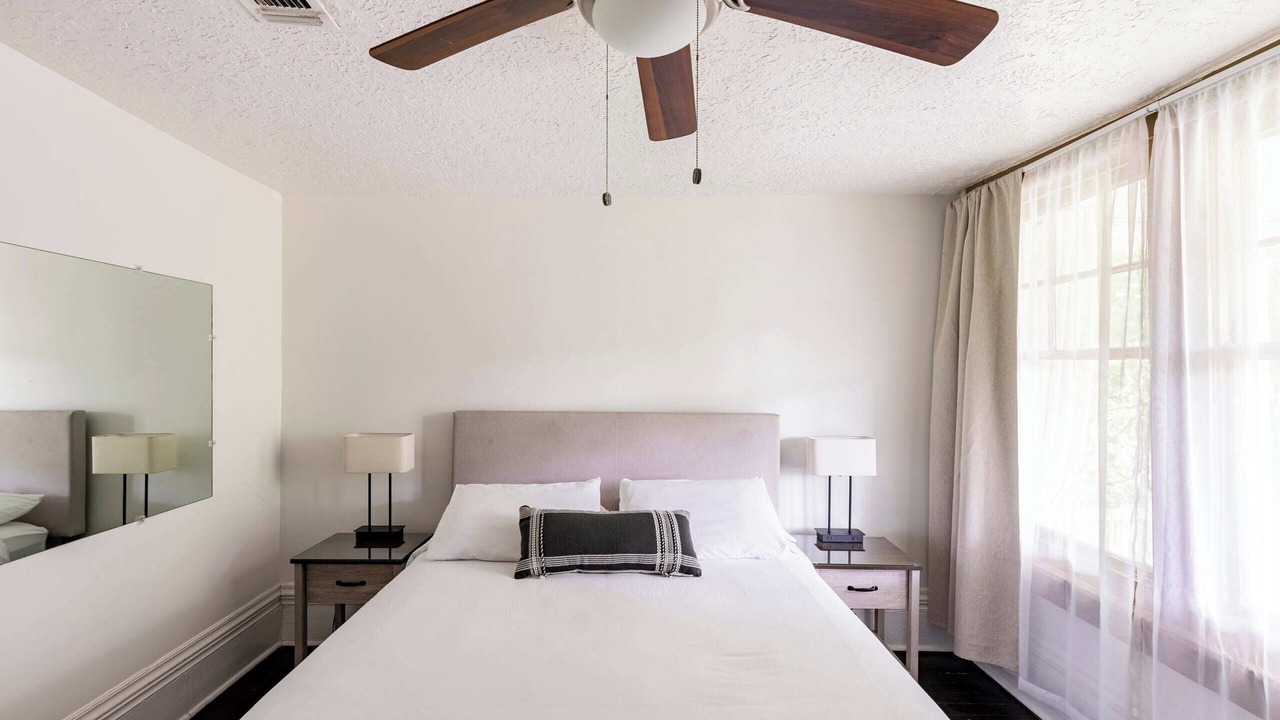 Photo of Bedroom in Old East Dallas