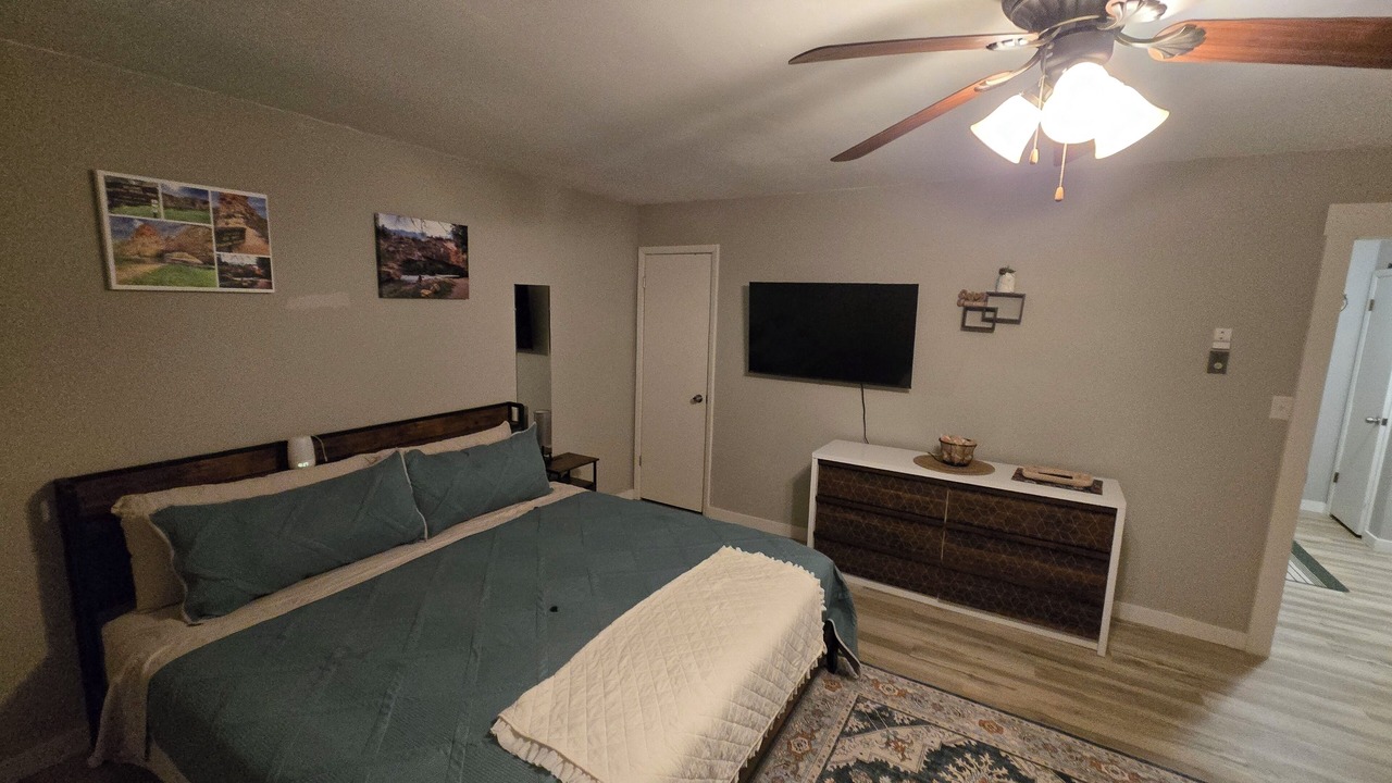 Photo of Bedroom in Douglas