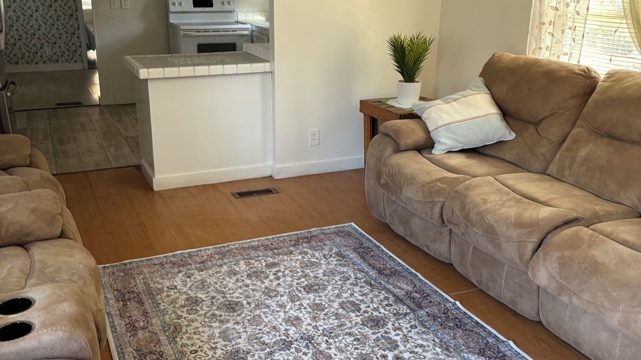 Photo of Livingroom in Emlyn