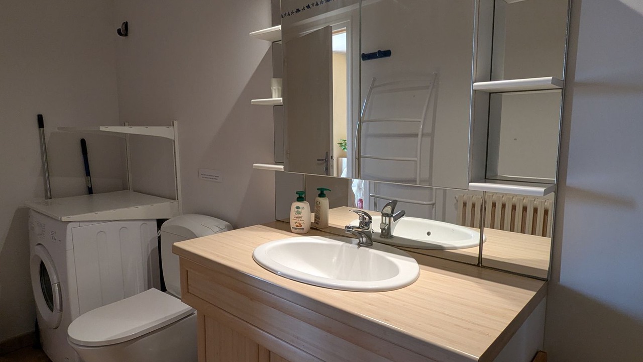 Photo of Bathroom in Lailly-en-Val