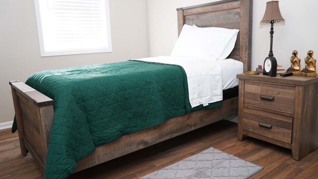 Photo of Bedroom in Valdosta