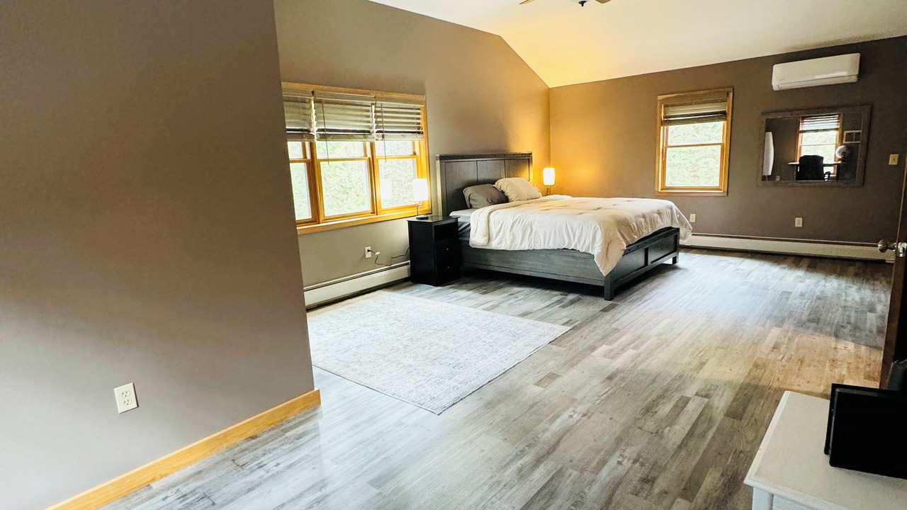 Photo of Bedroom in Warrensburg