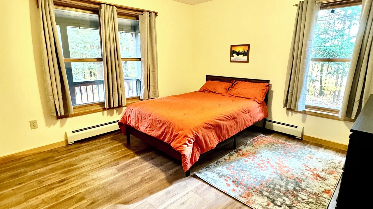 Photo of Bedroom in Warrensburg