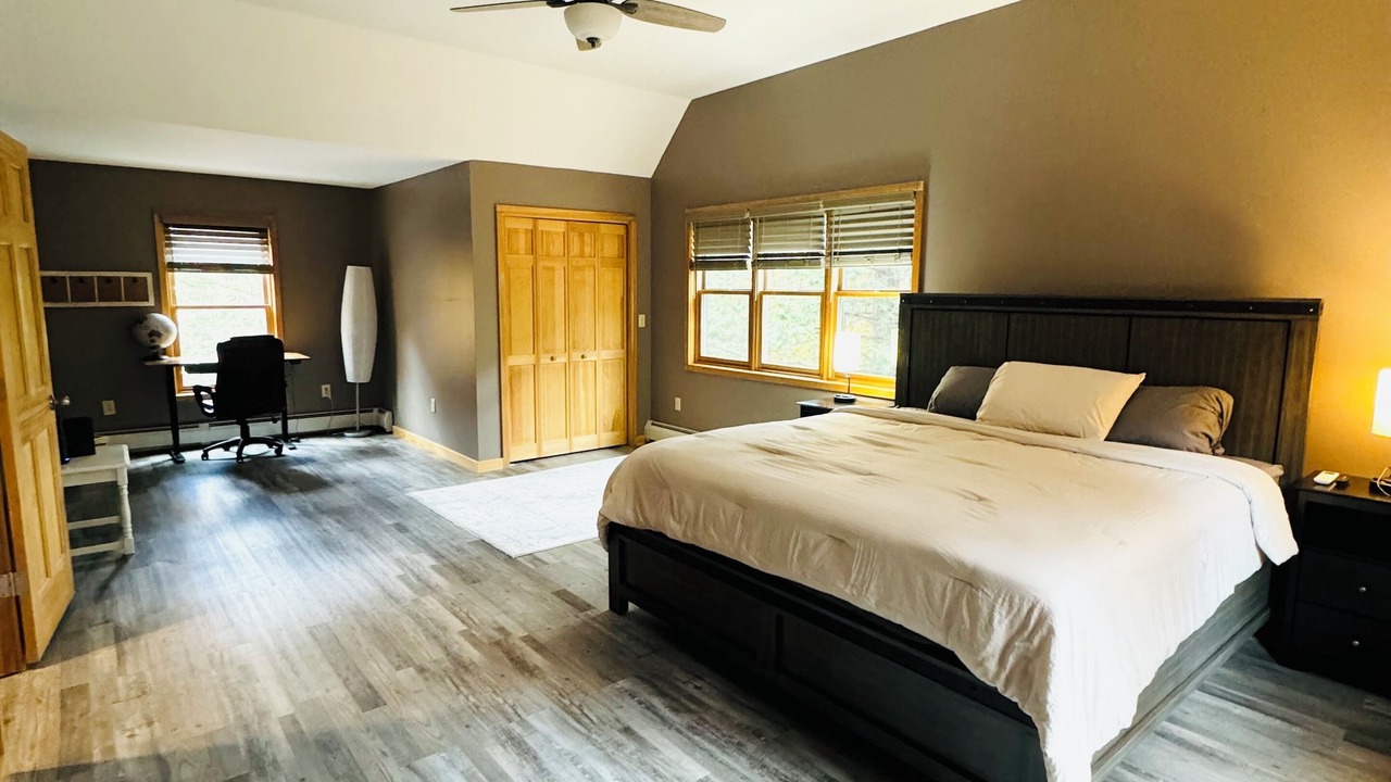 Photo of Bedroom in Warrensburg
