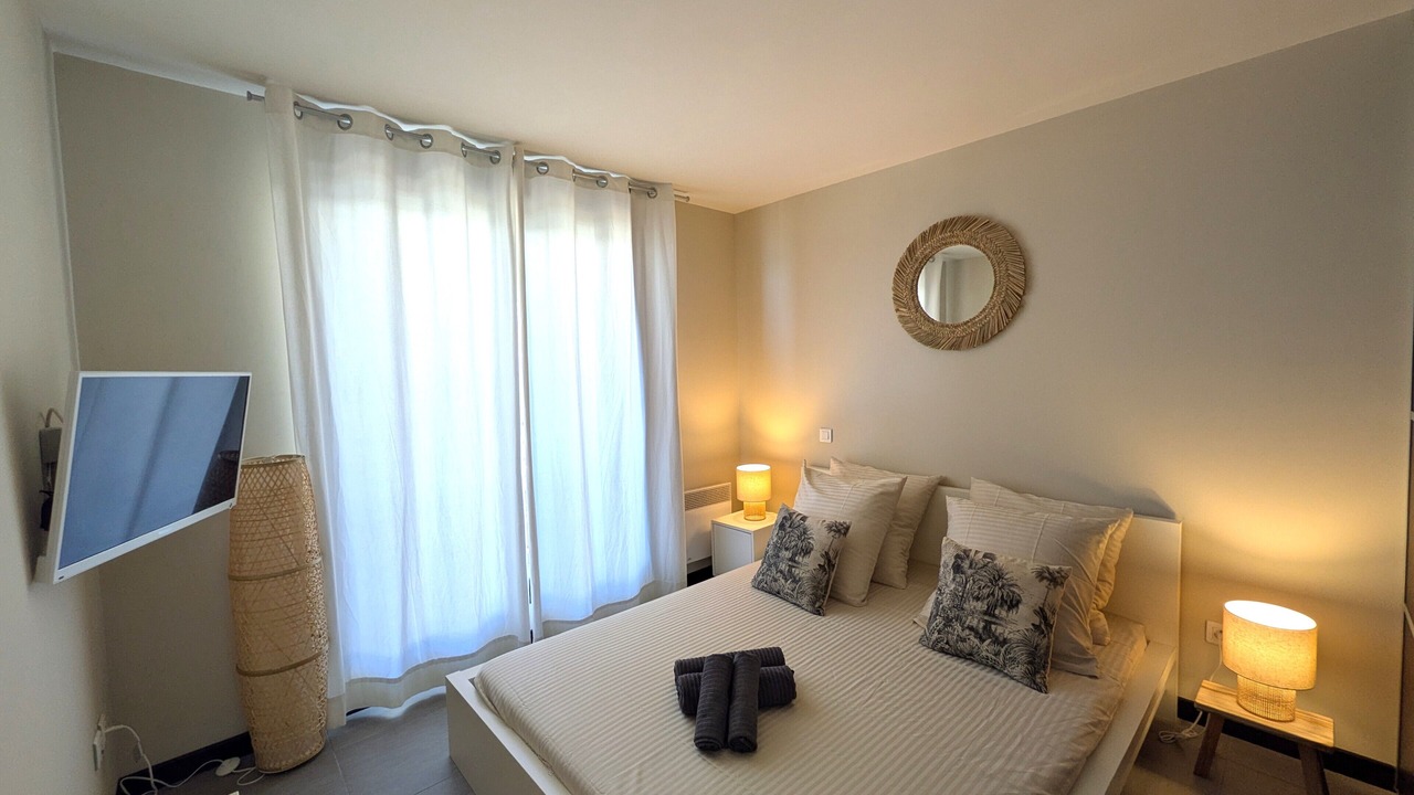 Photo of Bedroom in Palavas-les-Flots