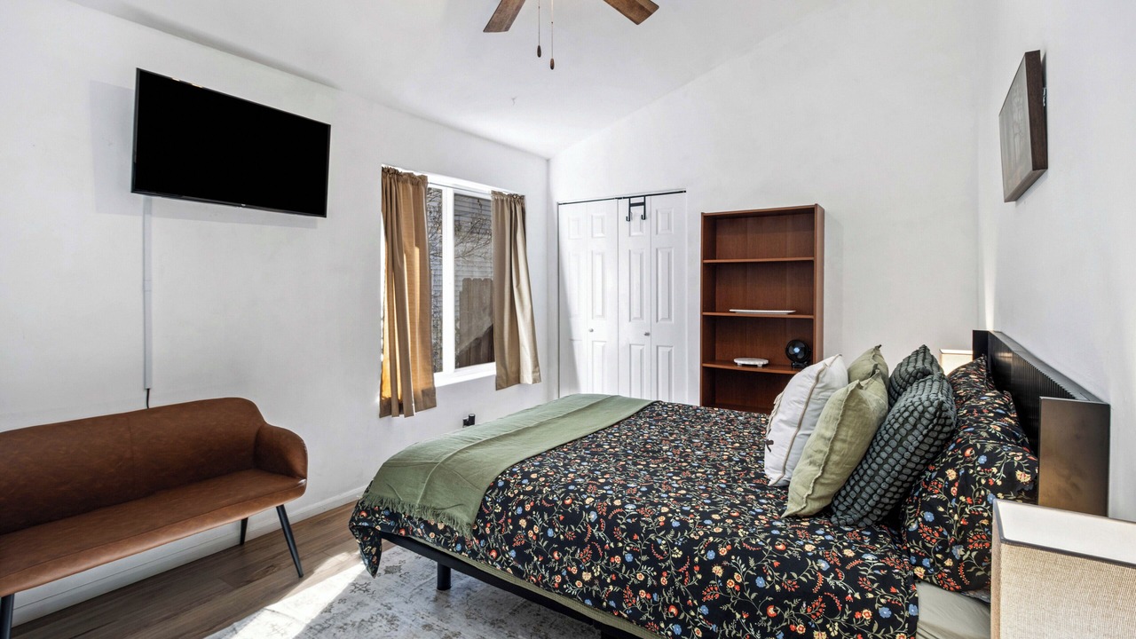 Photo of Bedroom in Glenwood Springs