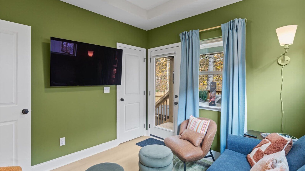 Photo of Bedroom in Lookout Valley Neighborhood Association