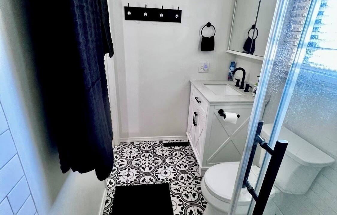 Photo of Bathroom in Jenkins