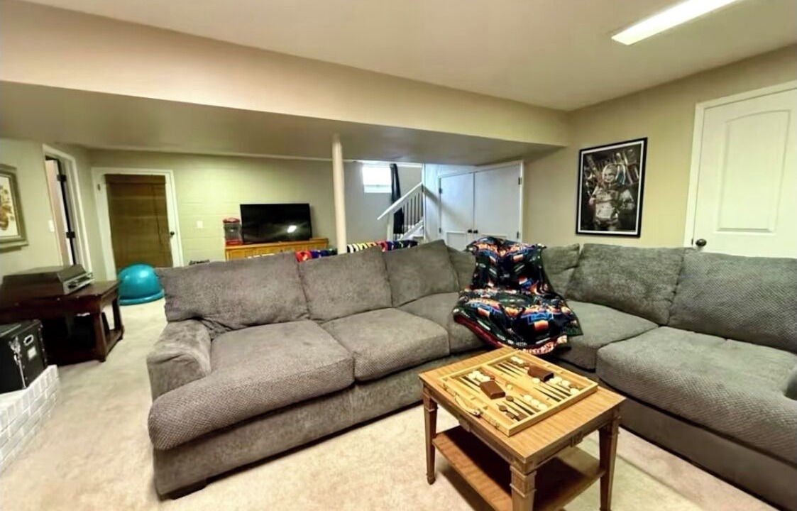 Photo of Livingroom in Jenkins