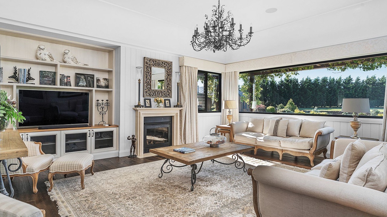 Photo of Livingroom in Exeter