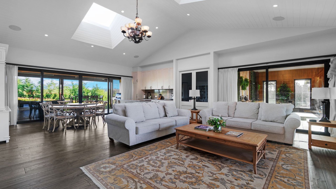 Photo of Livingroom in Exeter