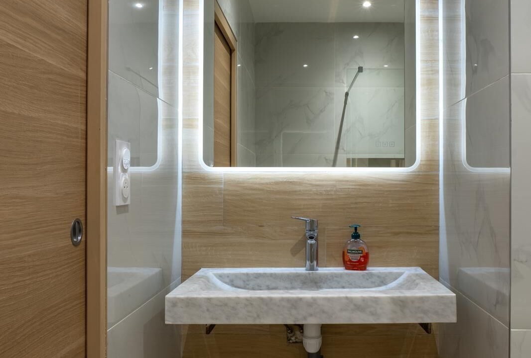Photo of Bathroom in Corent