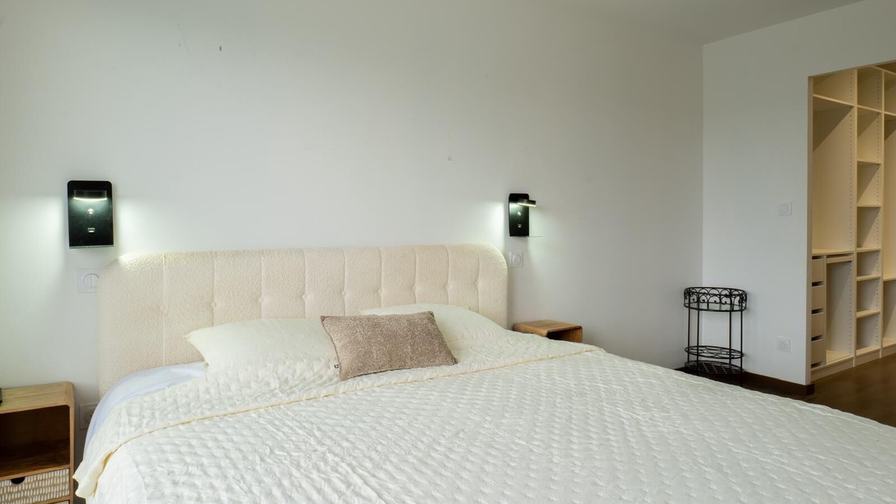 Photo of Bedroom in Corent