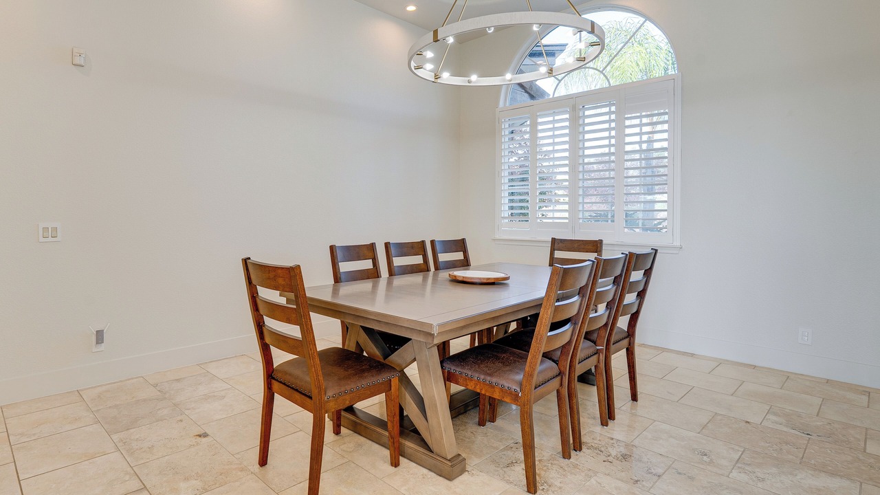 Photo of Livingroom in Pilot Hill