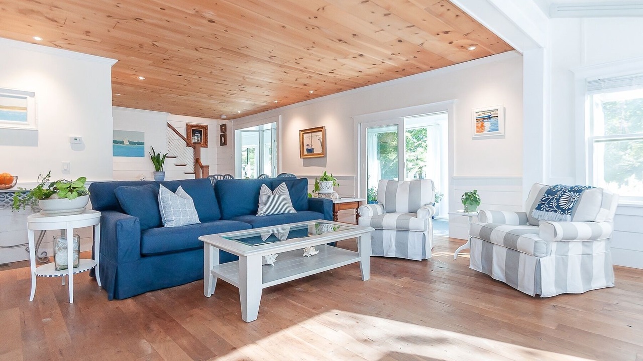 Photo of Livingroom in Osterville