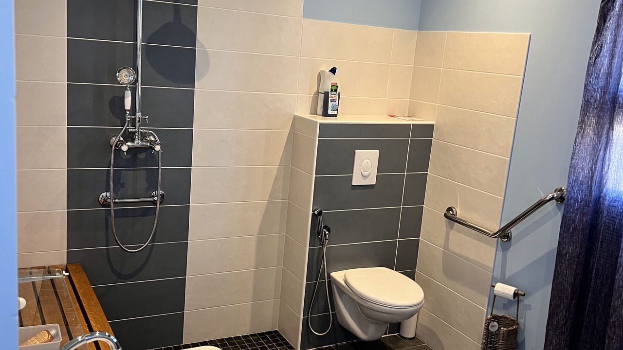 Photo of Bathroom in Villereal