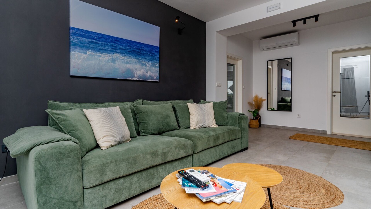 Photo of Livingroom in Molunat