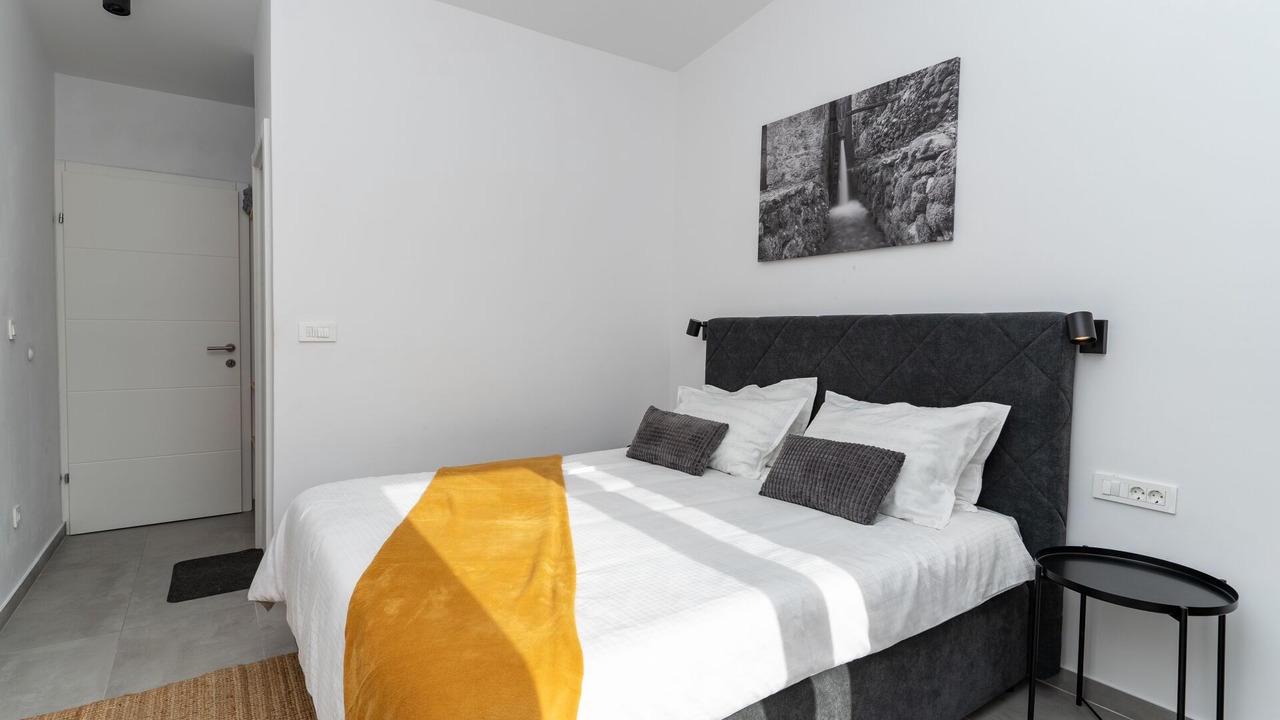 Photo of Bedroom in Molunat