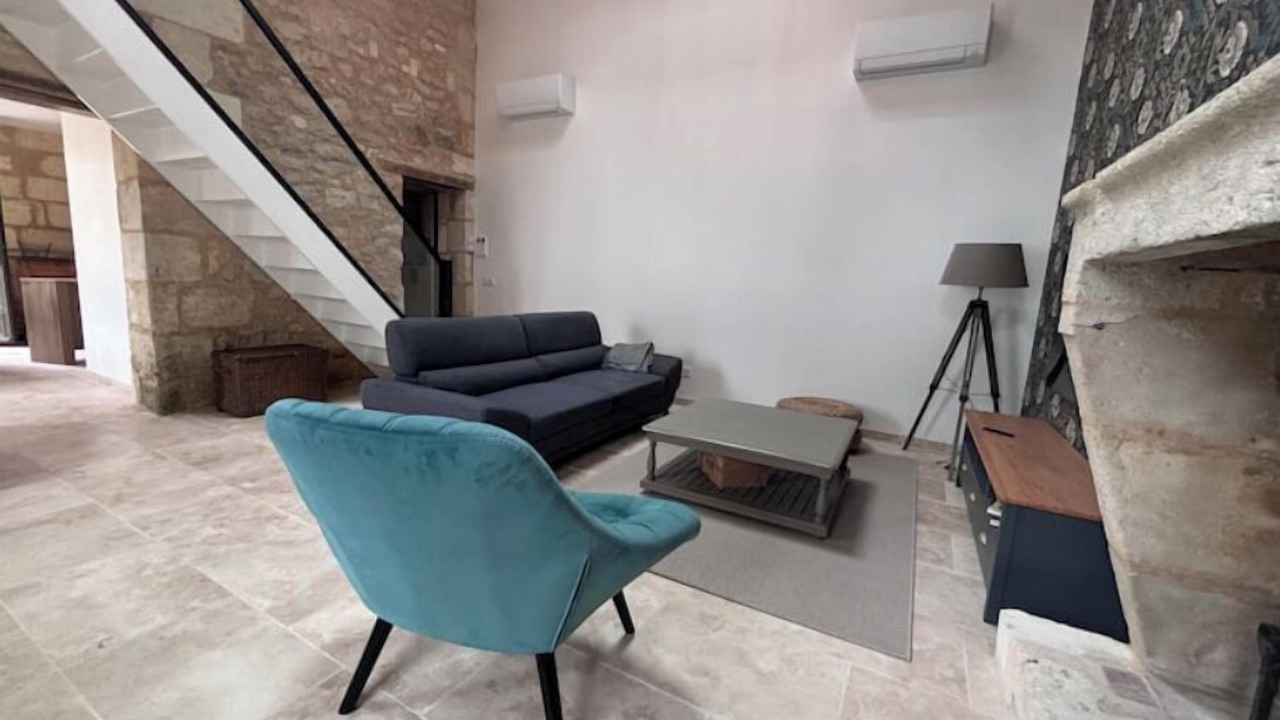 Photo of Livingroom in Fronsac