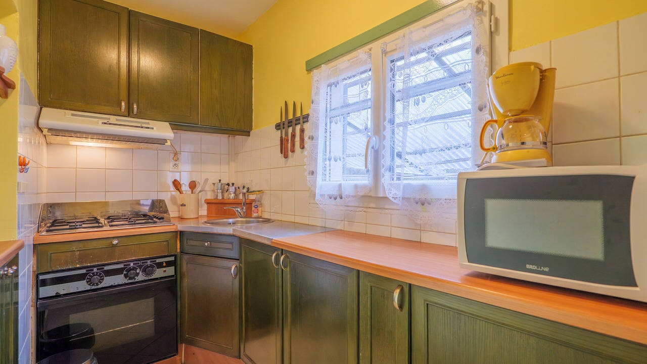 Photo of Kitchen in Saint-Etienne-de-Boulogne