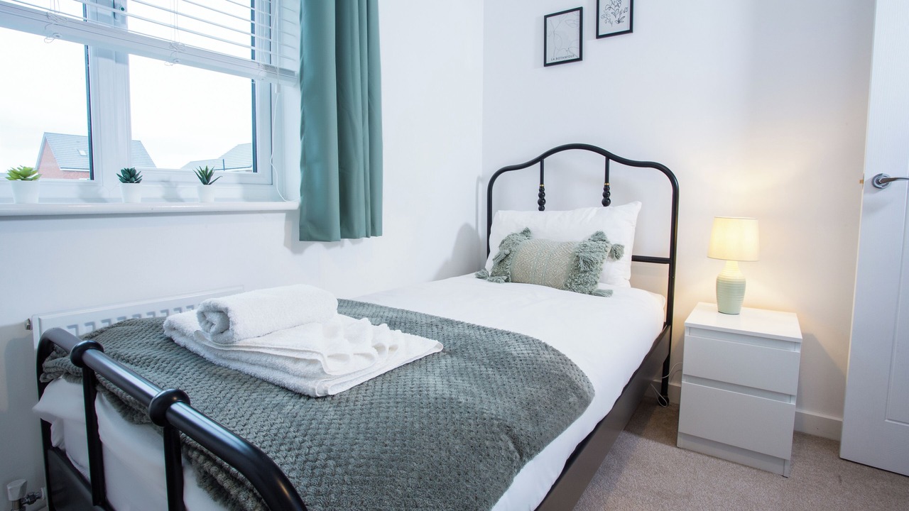 Photo of Bedroom in Chequerbent