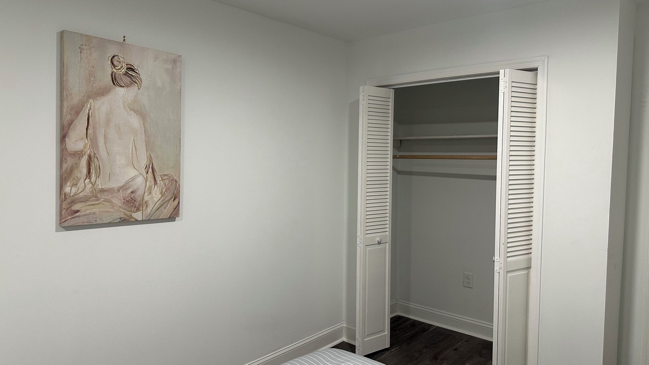 Photo of Bedroom in Aspen Hill